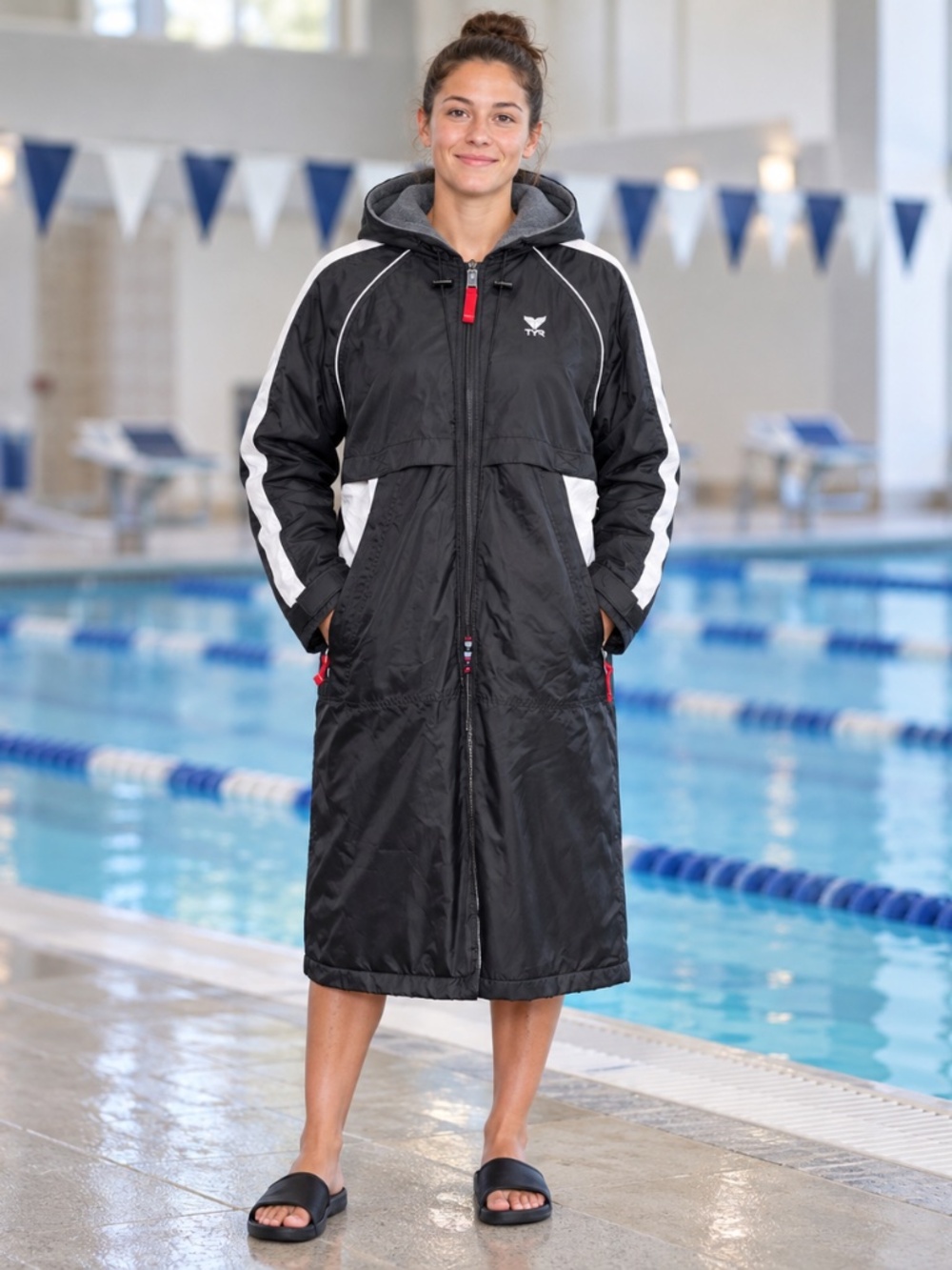 TYR Alliance Team Swim Parka Black White Fleece Lined Hooded Jacket Size XXS
